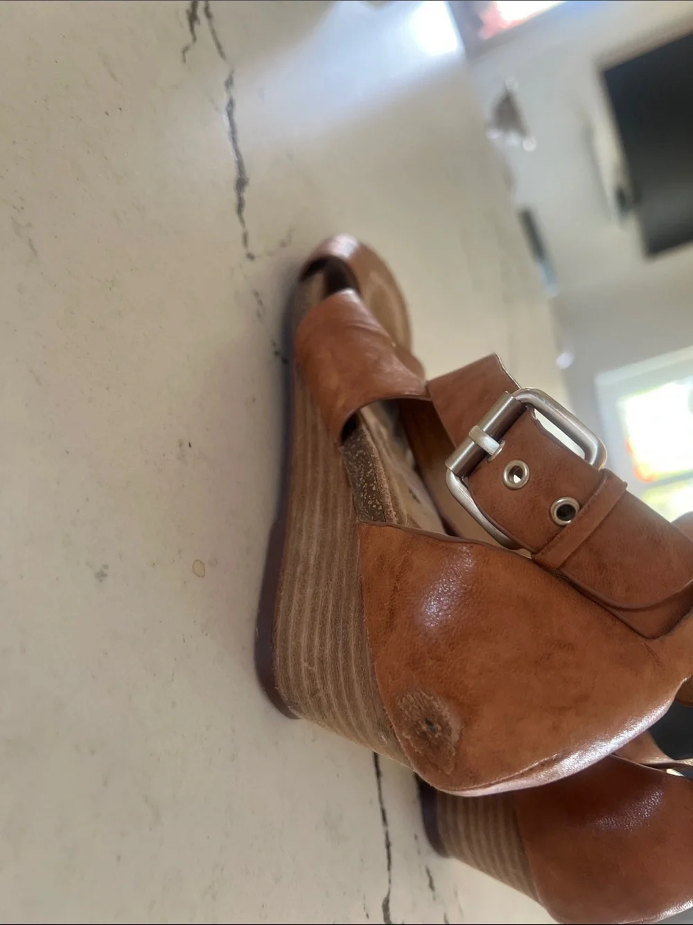 Sofft Vera Luggage Oyster Leather Crisscross Wedge Sandals. Size 8. Very cute!